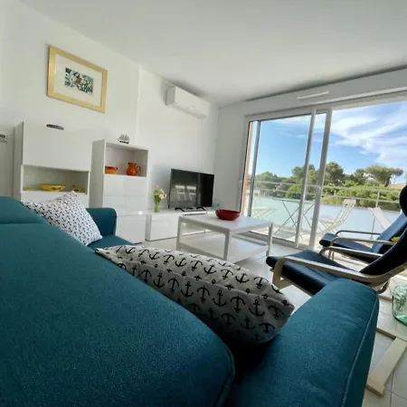 Bel 3 Pieces Climatise Avec Terrasse, Vue Collines Et Mer, Parking Privatif, - Fr-1-226b-160 Lägenhet Cavalaire-sur-Mer